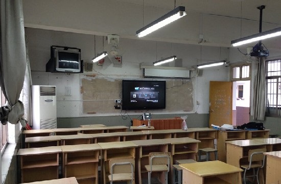 鄉(xiāng)村課堂教學(xué)的“翻轉(zhuǎn)課堂“ 鄉(xiāng)村課堂教學(xué)的“翻轉(zhuǎn)課堂“