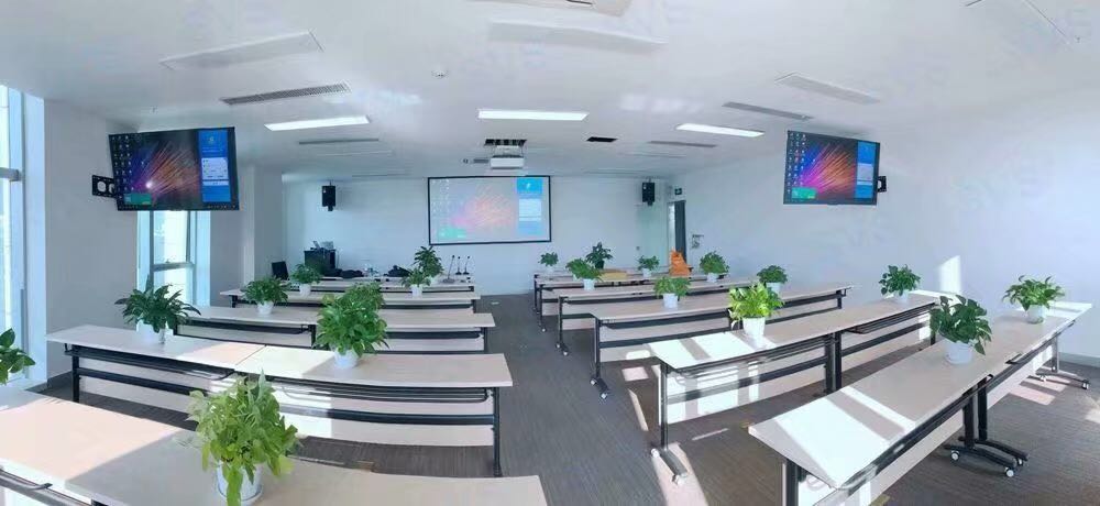 安卓pad投屏4臺投影機