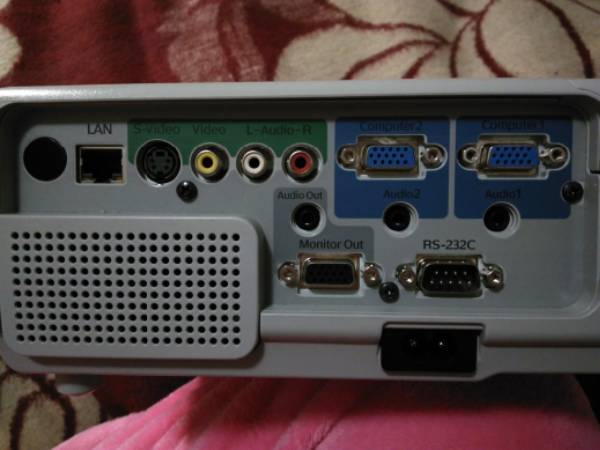 投影機(jī) 投影機(jī)